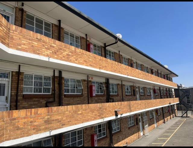 1 BEDROOM APARTMENT FOR SALE IN LAMBTON